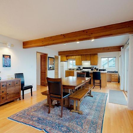 Newport'S Cypress Oceanview Home ภายนอก รูปภาพ