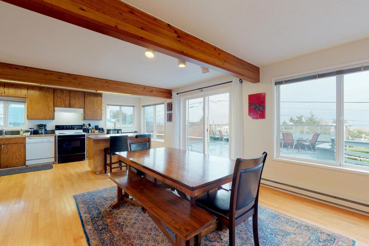Newport'S Cypress Oceanview Home ภายนอก รูปภาพ