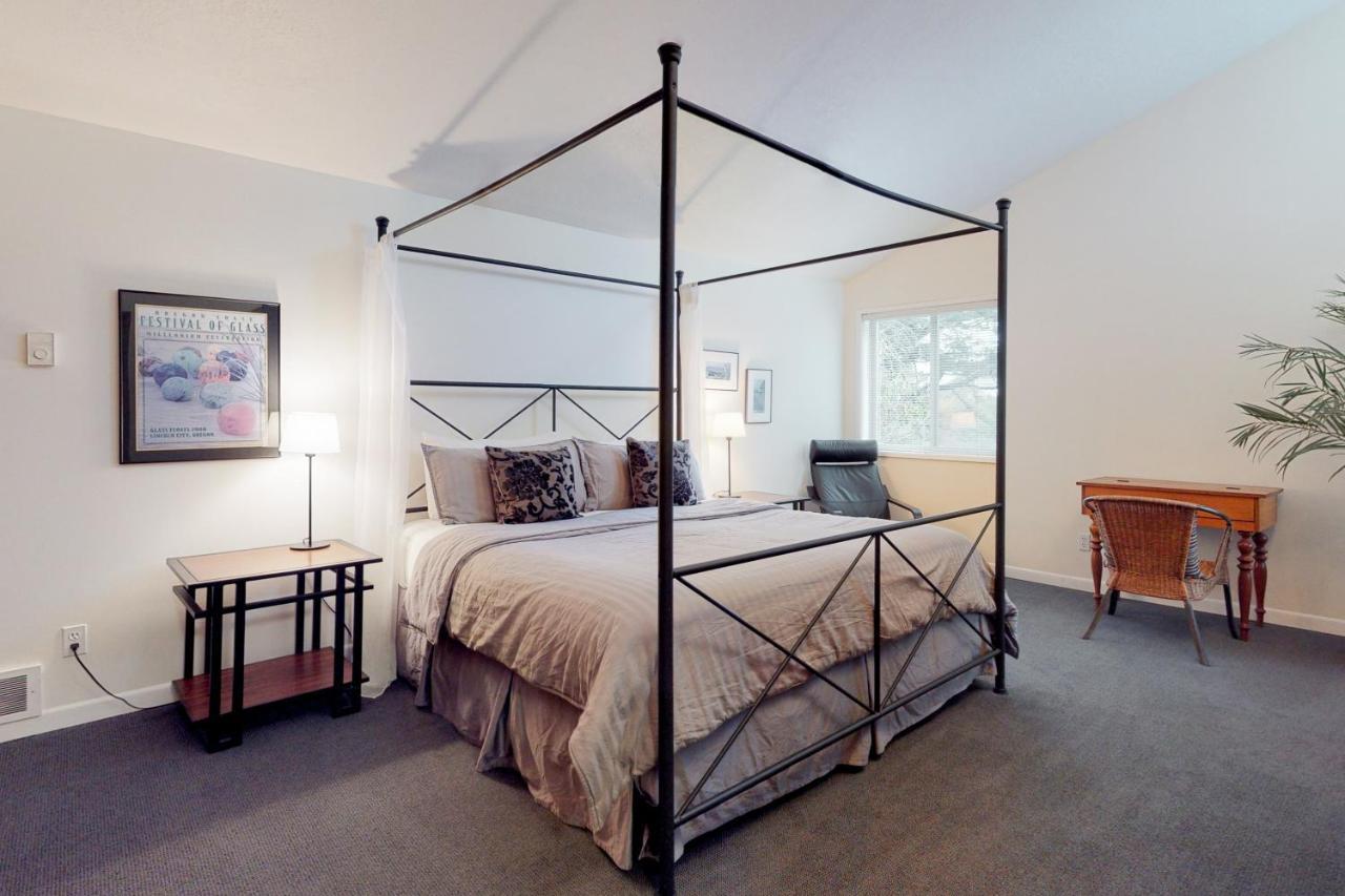 Newport'S Cypress Oceanview Home ภายนอก รูปภาพ